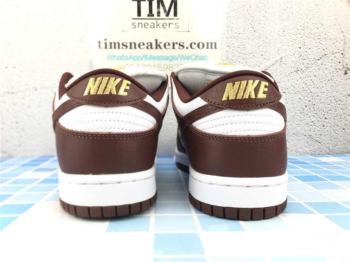 OG Batch Supreme x Dunk Low OG SB QS Barkroot Brown DH3228 103